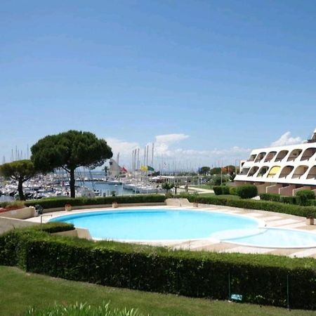 Studio Avec Loggia Entre Port, Plage Et Piscine Ле-Гро-дю-Руа Екстер'єр фото